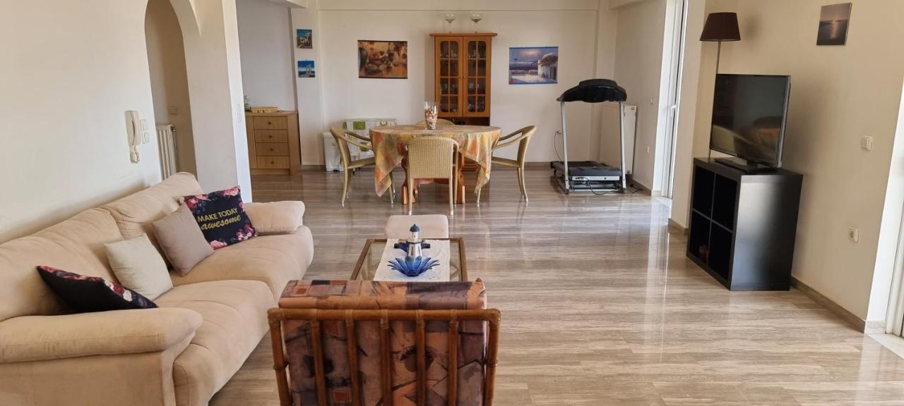Sea View Apartment Gythio Buitenkant foto