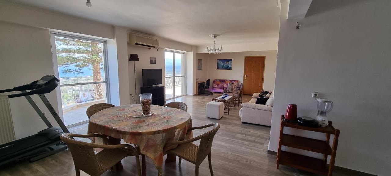 Sea View Apartment Gythio Buitenkant foto