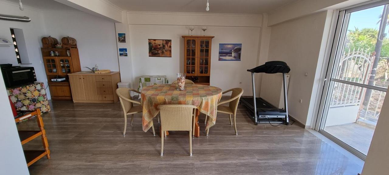 Sea View Apartment Gythio Buitenkant foto