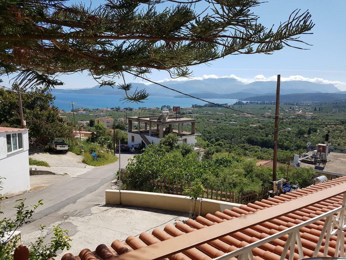 Sea View Apartment Gythio Buitenkant foto